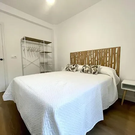 Elegancia Junto Al Rectorado.