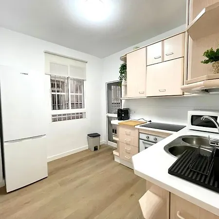 Apartamento Elegancia Junto Al Rectorado. Córdoba