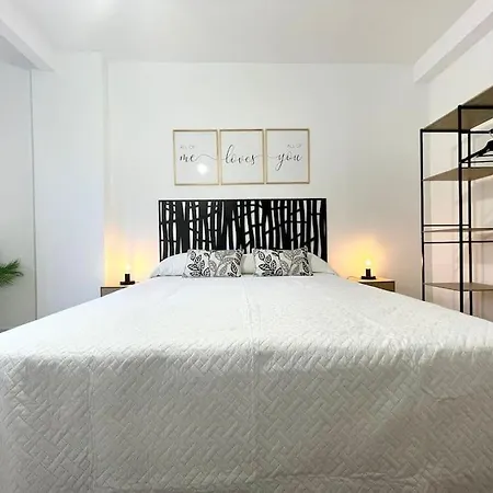 Apartamento Elegancia Junto Al Rectorado. Córdoba
