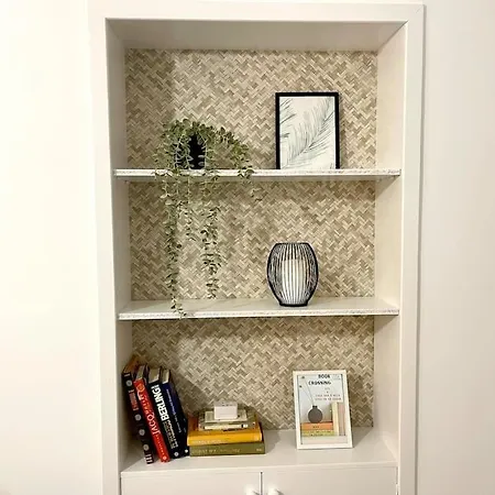 Elegancia Junto Al Rectorado. Apartamento