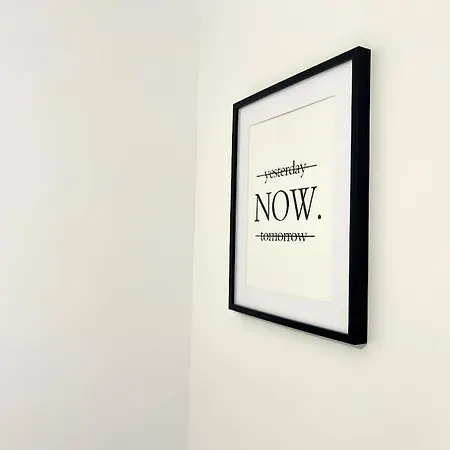 Elegancia Junto Al Rectorado. *