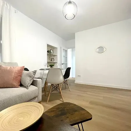 Elegancia Junto Al Rectorado. 科爾多瓦